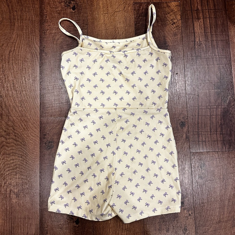 Chic Cream and Purple Bow Print Romper - Picture 5 of 5